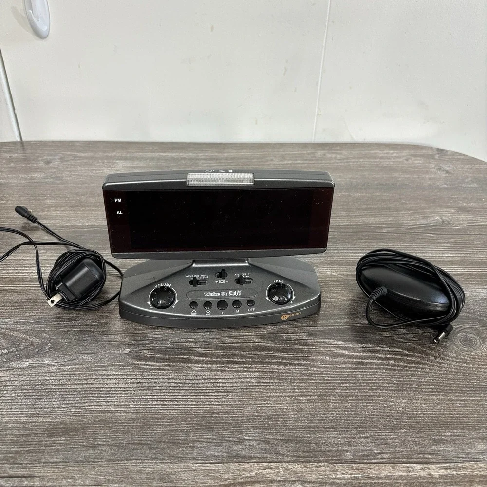 Geemarc  Alarm Clock Wake 'n' Shake Wake Up Call Bed Shaker Vibrate